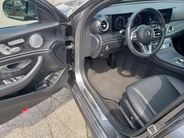 Used 2020 Mercedes-Benz E 350 4MATIC Sedan image 10