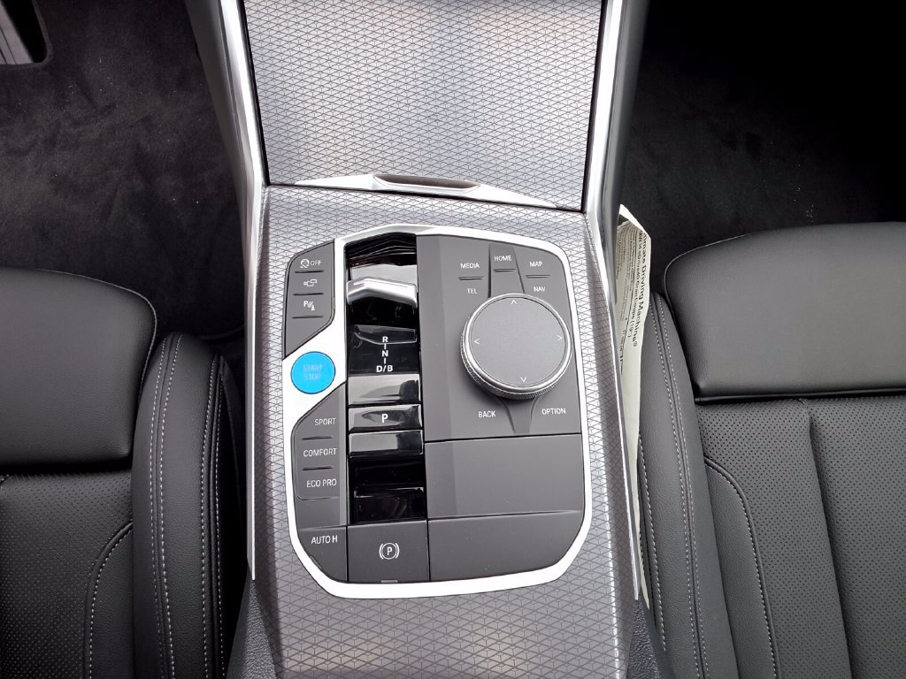 New 2026 BMW i4 eDrive40 w/ Premium Package RWD image 15