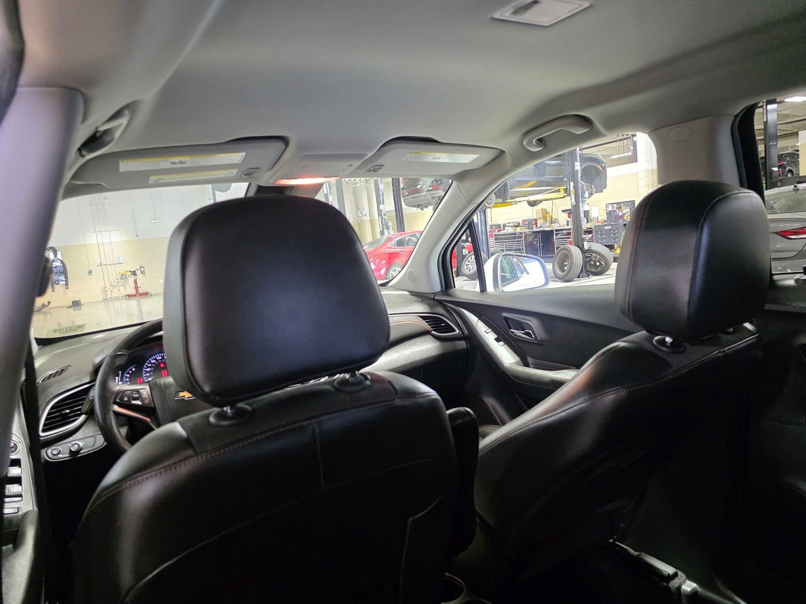 Used 2017 Chevrolet Trax LT w/ LT Convenience Package image 15