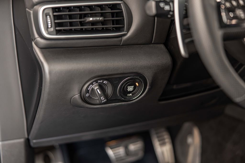 Used 2019 Maserati Levante S GranSport image 22