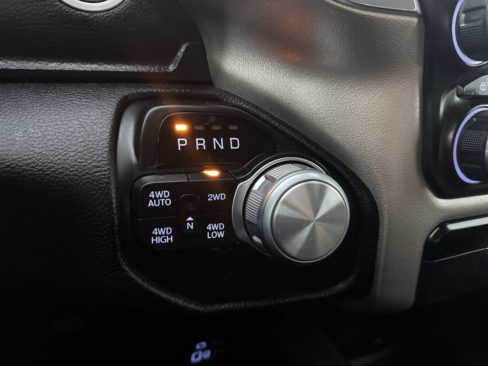 Used 2019 RAM 1500 Laramie AWD/4WD image 21