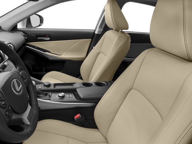Used 2016 Lexus IS 200t RWD image 9