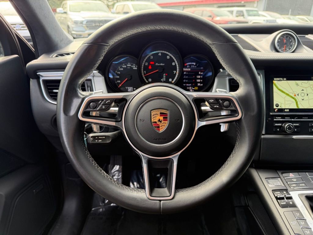 Used 2016 Porsche Macan Turbo image 18