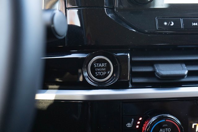 Used 2023 Nissan Pathfinder Platinum w/ Cargo Package image 33