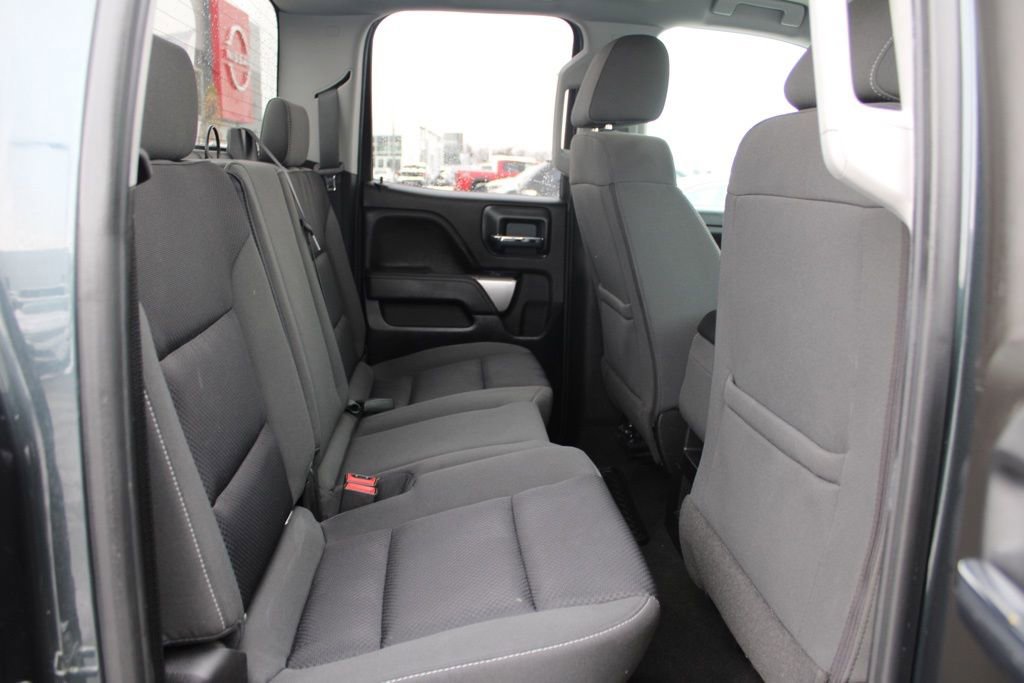 Used 2018 Chevrolet Silverado 1500 LT w/ All Star Edition image 22