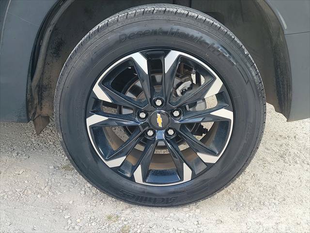 Used 2023 Chevrolet TrailBlazer LT AWD/4WD image 10