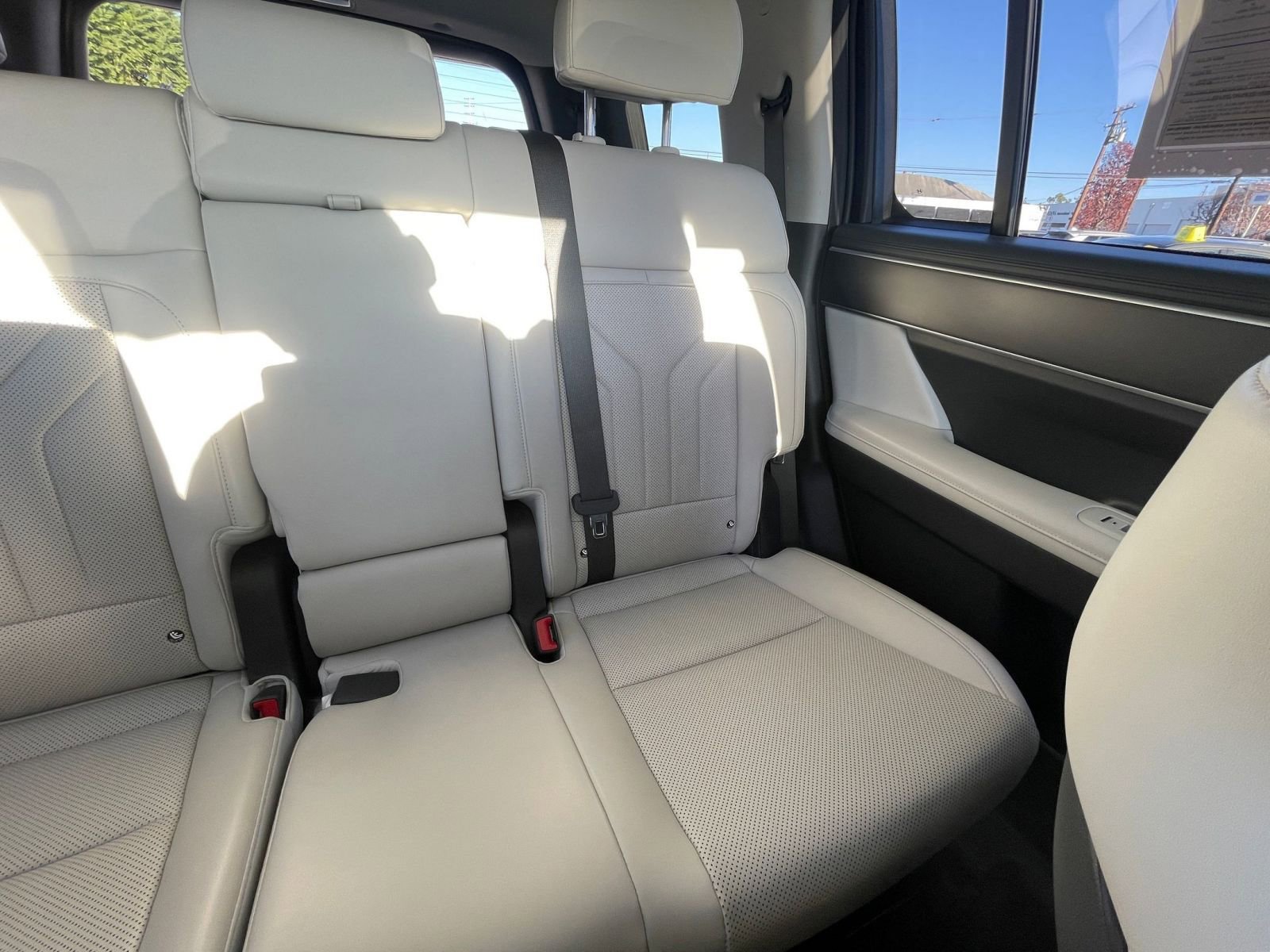 Used 2025 Hyundai Santa Fe SEL image 37