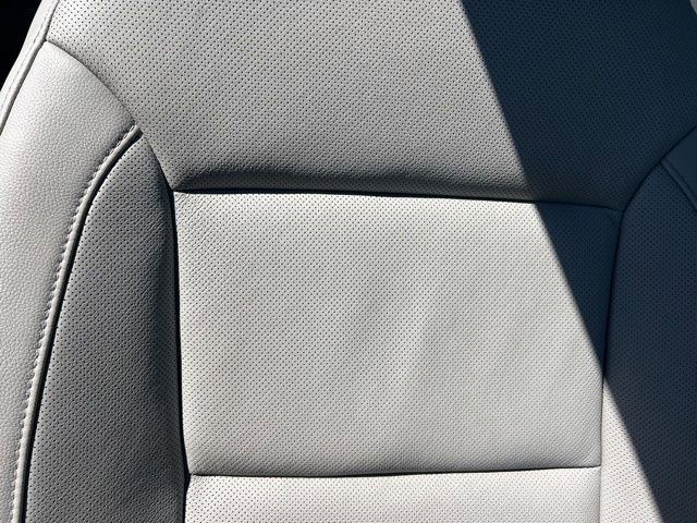 Used 2018 GMC Acadia SLT image 46