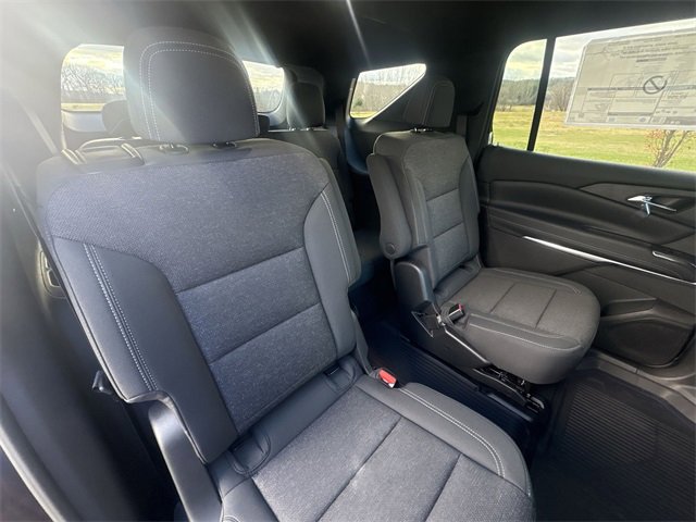 New 2026 Chevrolet Traverse LT w/ Sun and Wheel Package image 28