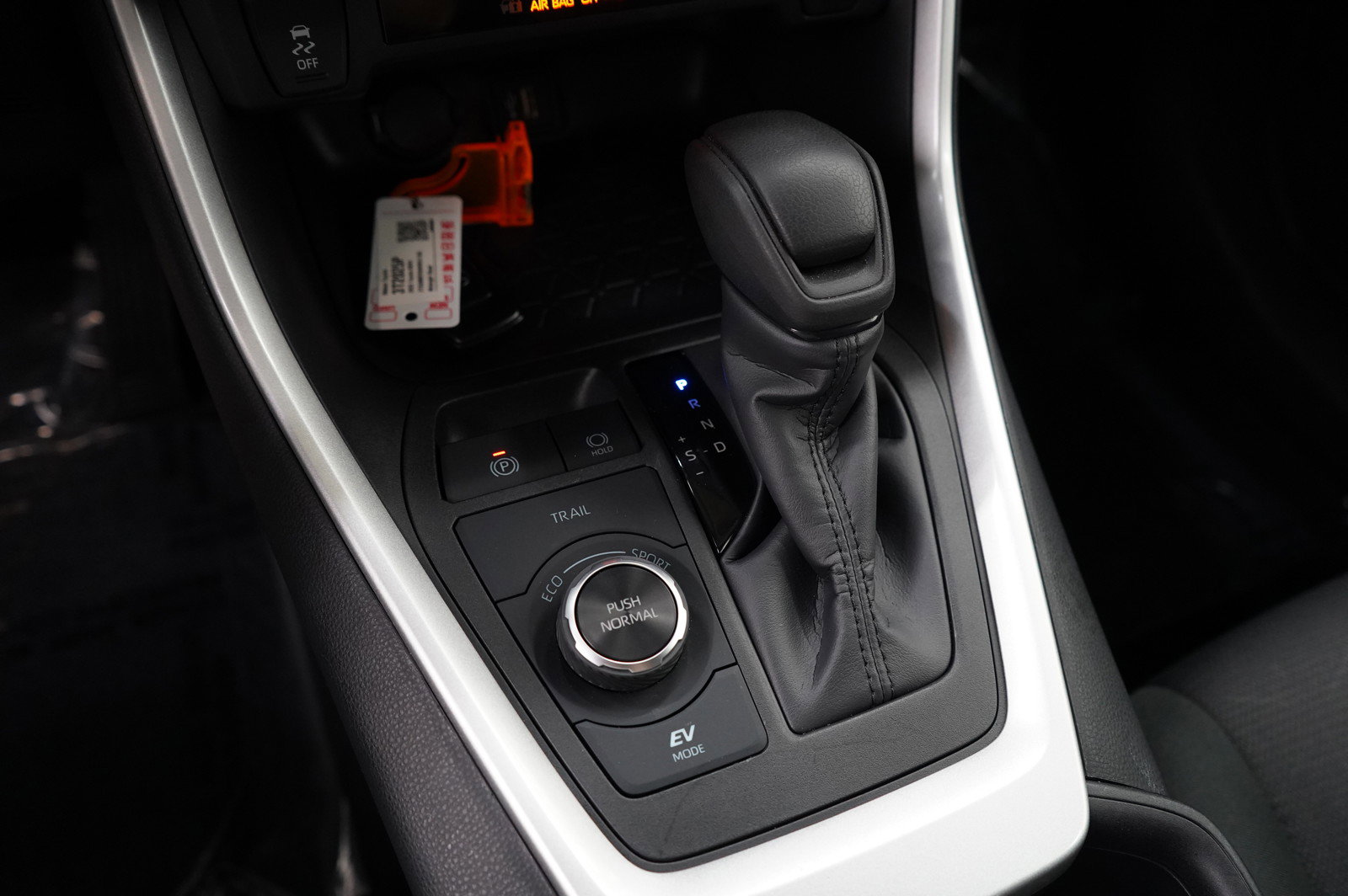 Used 2025 Toyota RAV4 Woodland Edition image 21