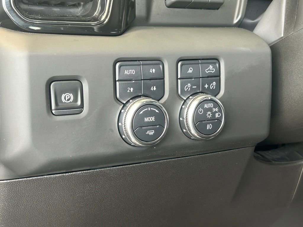 Used 2025 GMC Sierra 1500 AT4 w/ AT4 Premium Package image 40