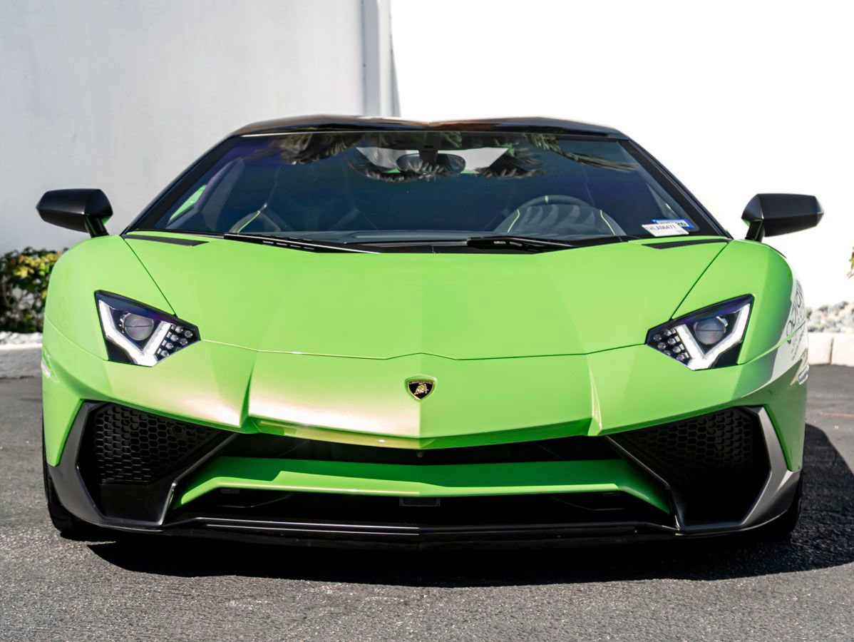 Used 2017 Lamborghini Aventador LP 750-4 Superveloce image 3