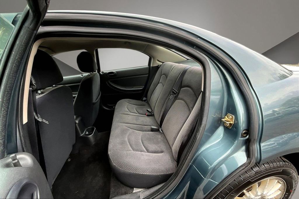 Used 2006 Chrysler Sebring Sedan FWD image 21