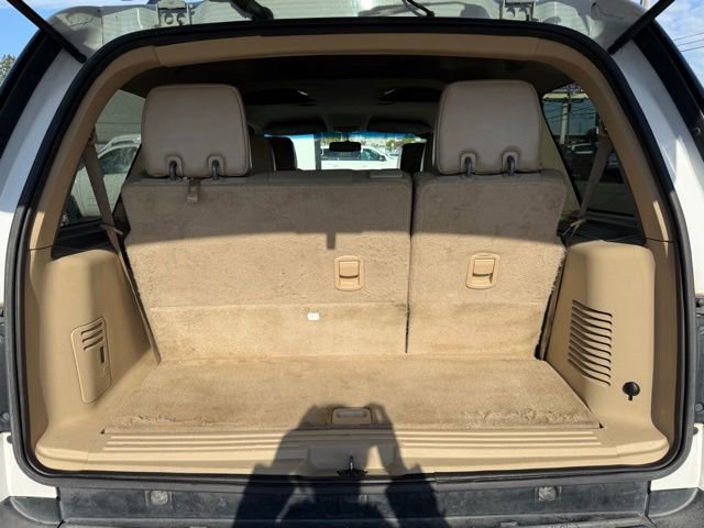 Used 2007 Ford Expedition XLT AWD/4WD image 16