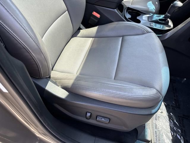 Used 2017 Hyundai Santa Fe Sport w/ 2.4L Tech Package 04 AWD/4WD image 10