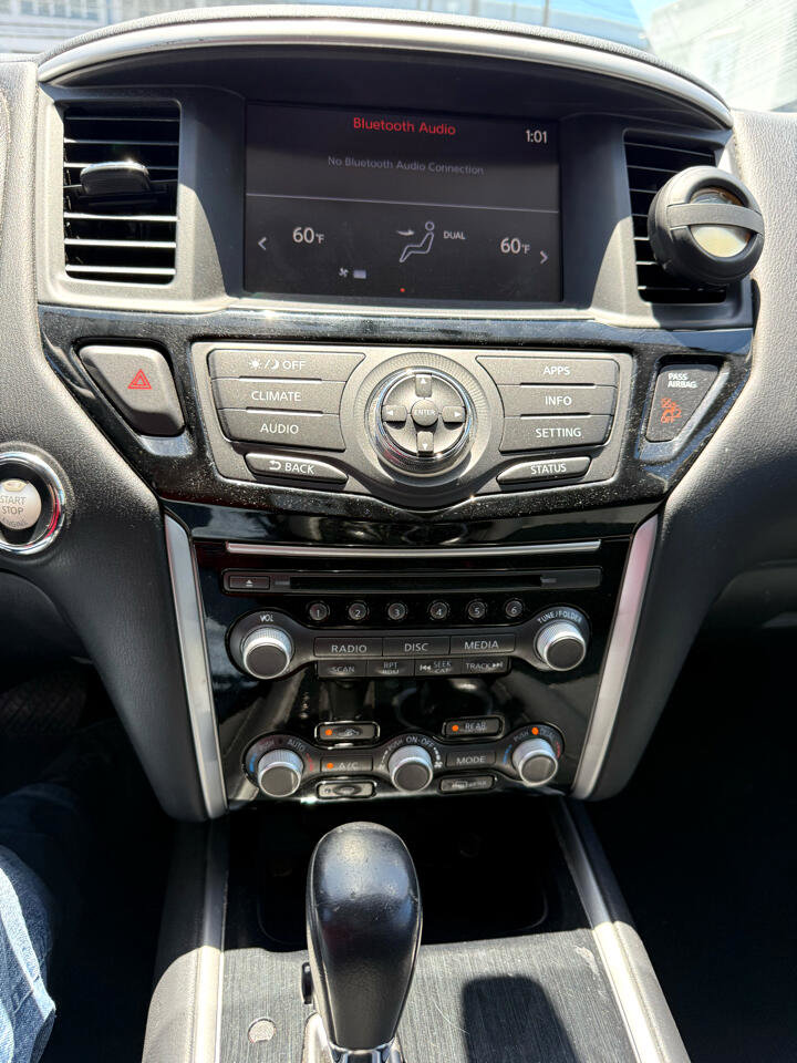 Used 2017 Nissan Pathfinder SV image 15