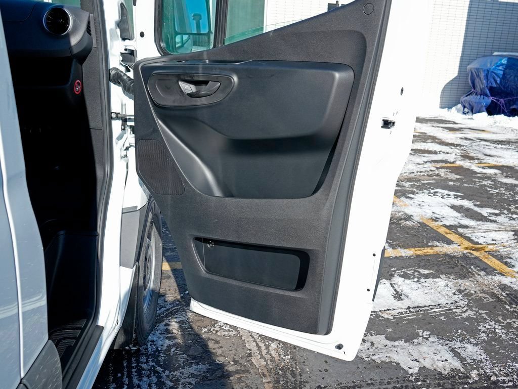 Used 2026 Mercedes-Benz Sprinter 2500 image 19