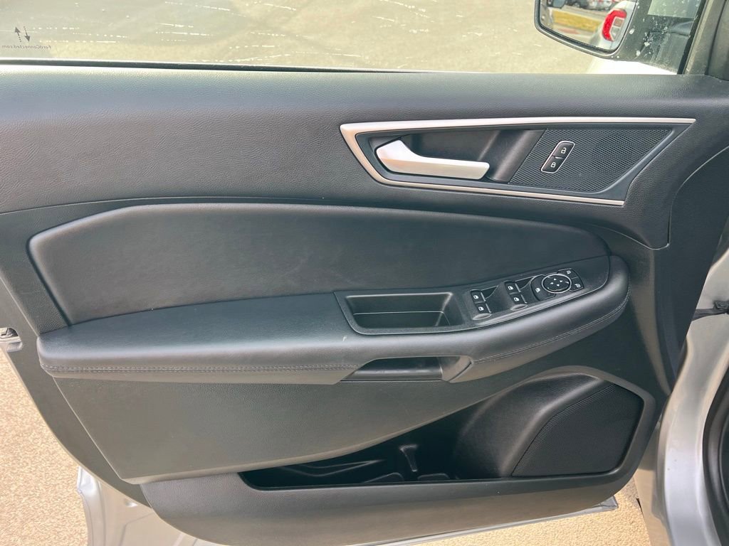 Used 2024 Ford Edge SEL w/ Convenience Package image 15