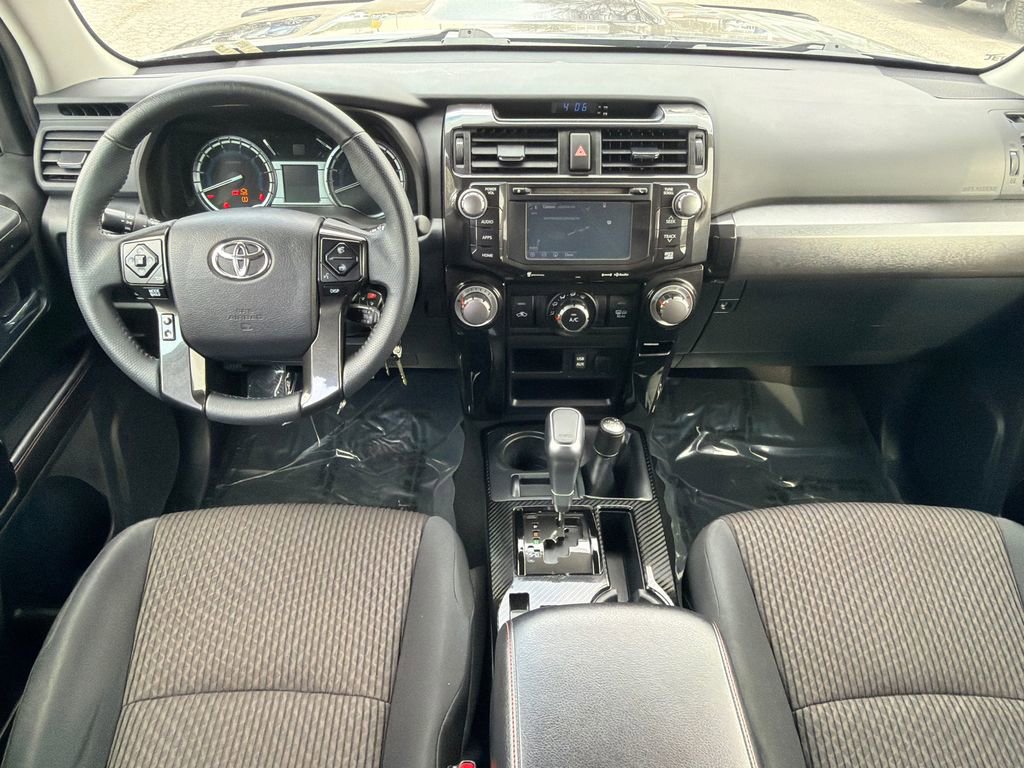 Used 2017 Toyota 4Runner TRD Off-Road image 19