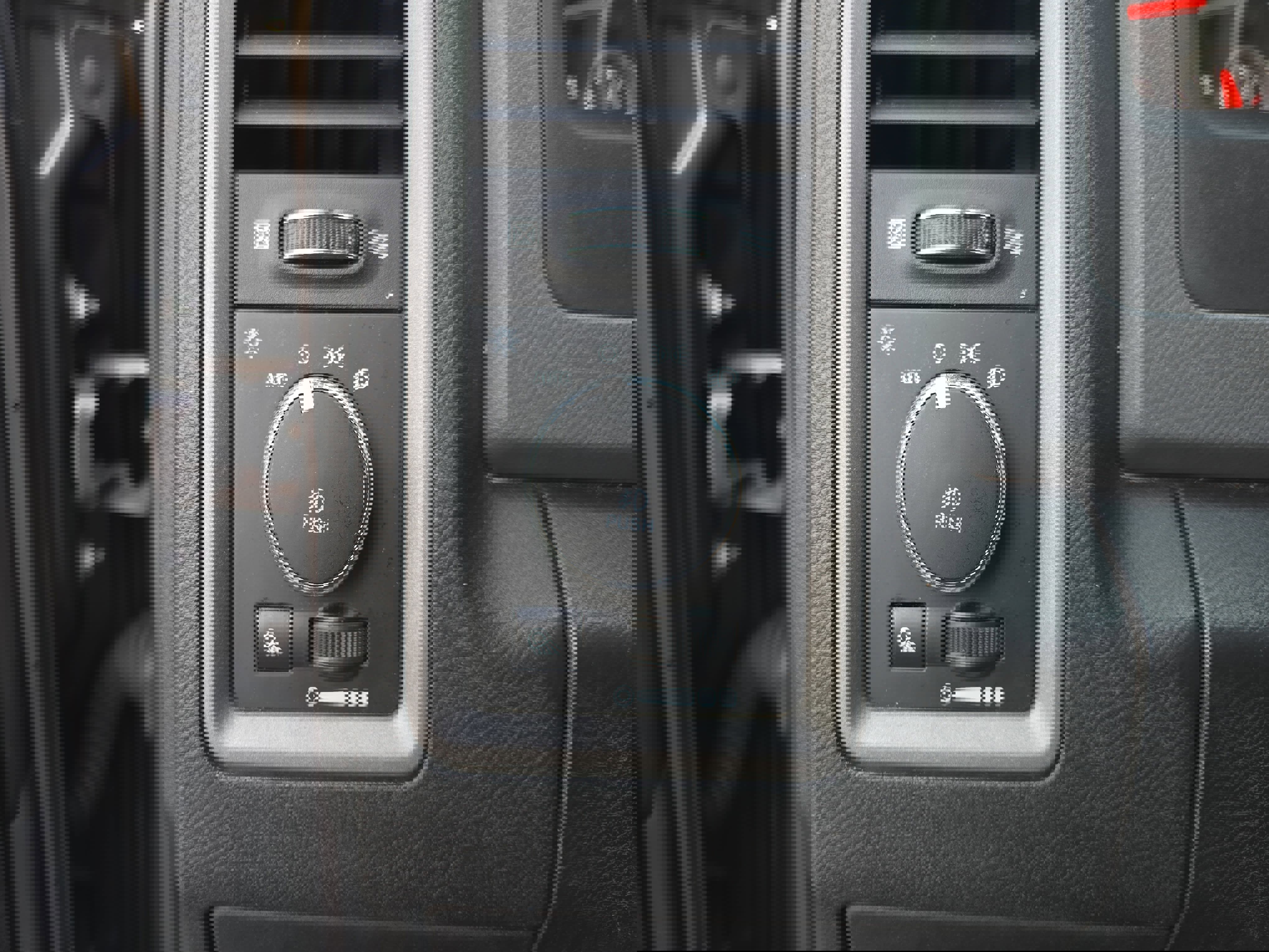 Used 2018 RAM 1500 Express w/ Express Value Package image 25