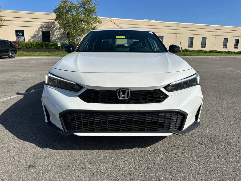 Used 2025 Honda Civic Sport Touring image 2