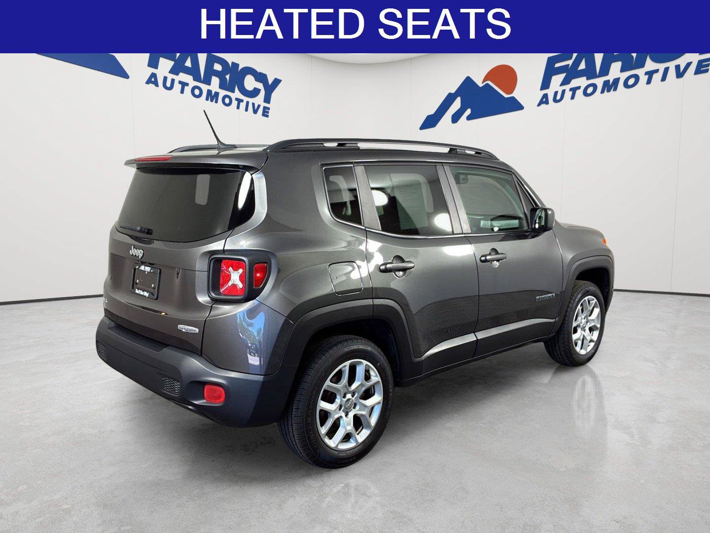 Used 2017 Jeep Renegade Latitude w/ Cold Weather Group AWD/4WD image 5