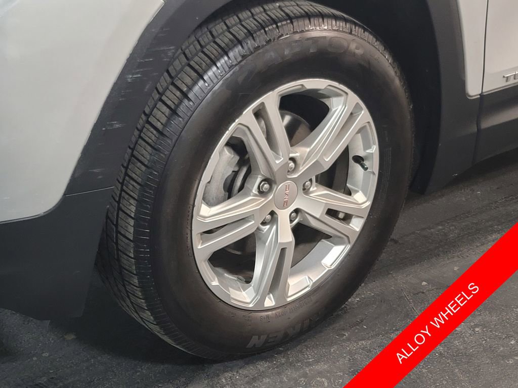 Used 2018 GMC Terrain SLE w/ Driver Convenience Package image 6