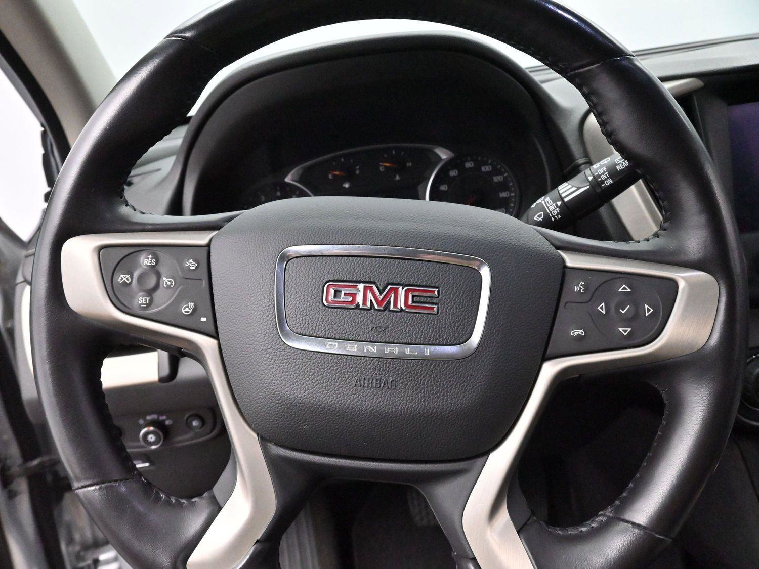 Used 2020 GMC Terrain Denali w/ Denali Premium Package image 19