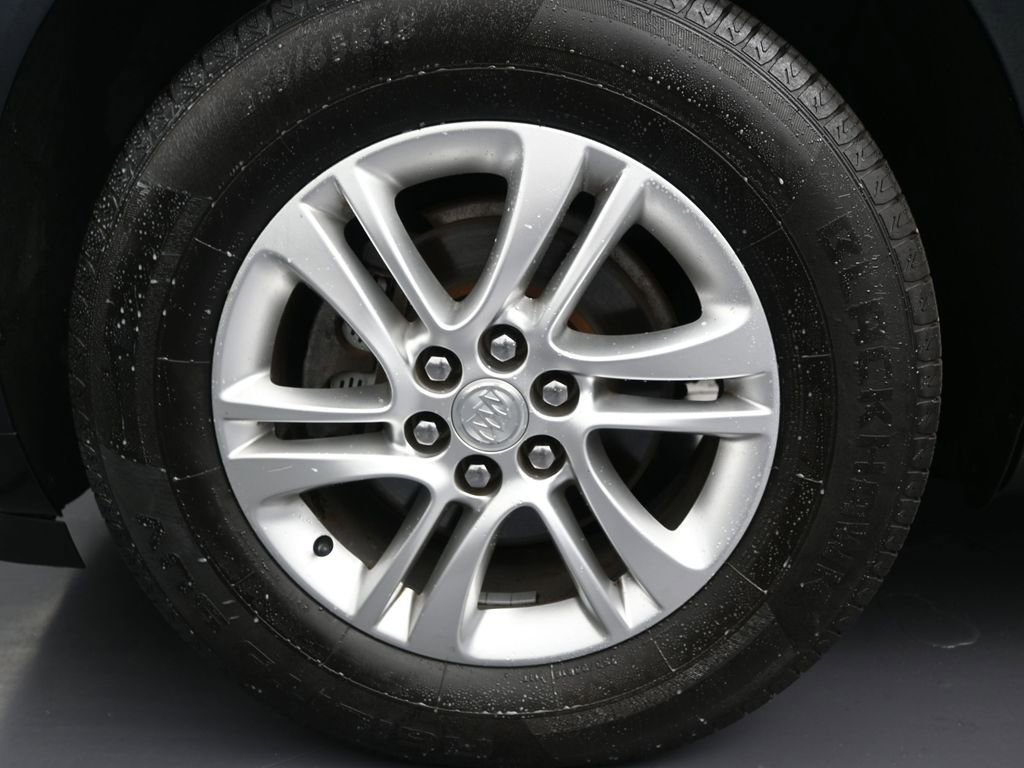 Used 2020 Buick Enclave Essence image 10