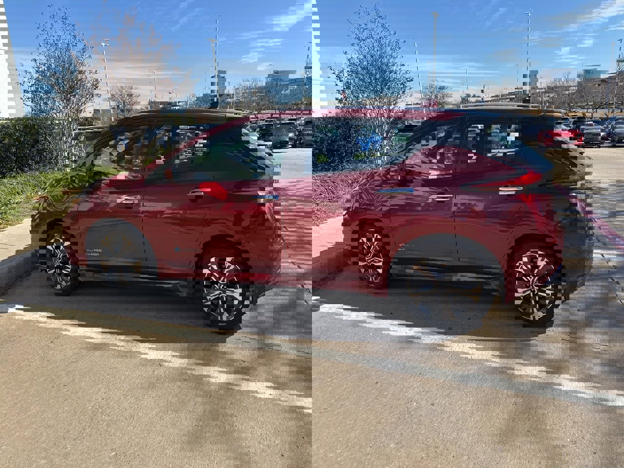 Used 2018 Nissan Leaf SV w/ Protection Package image 5