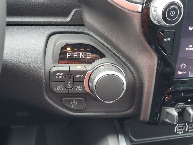 New 2026 RAM 1500 Big Horn AWD/4WD image 24