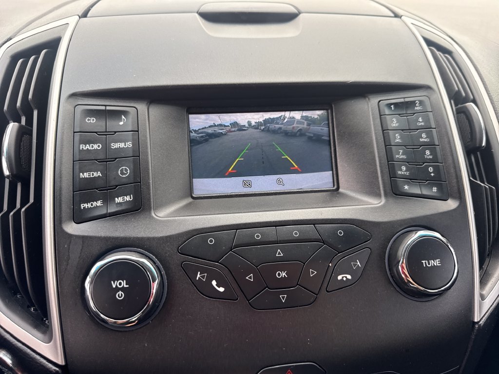 Used 2015 Ford Edge SEL FWD image 30