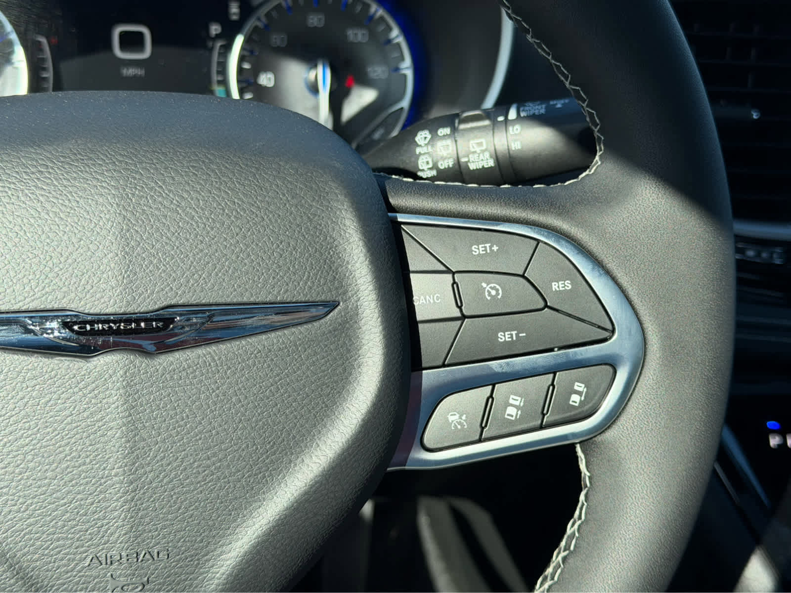 New 2026 Chrysler Pacifica Select image 19