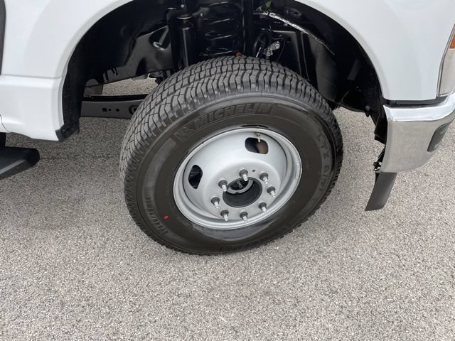 New 2026 Ford F350 XL AWD/4WD image 24