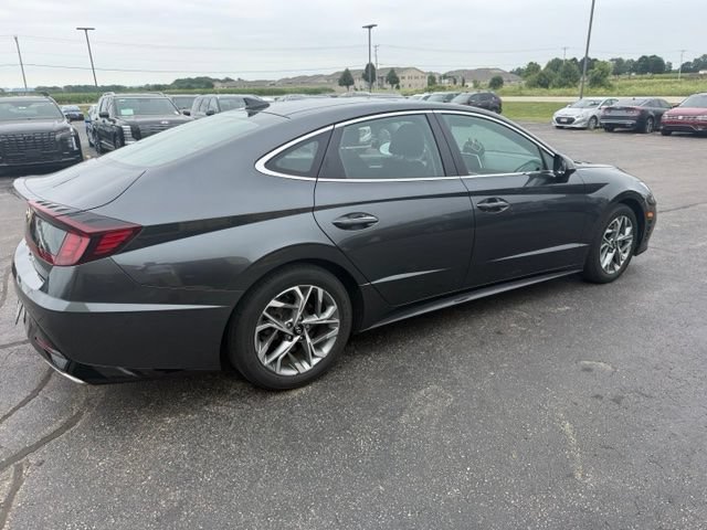 Used 2023 Hyundai Sonata SEL w/ Convenience Package FWD image 3