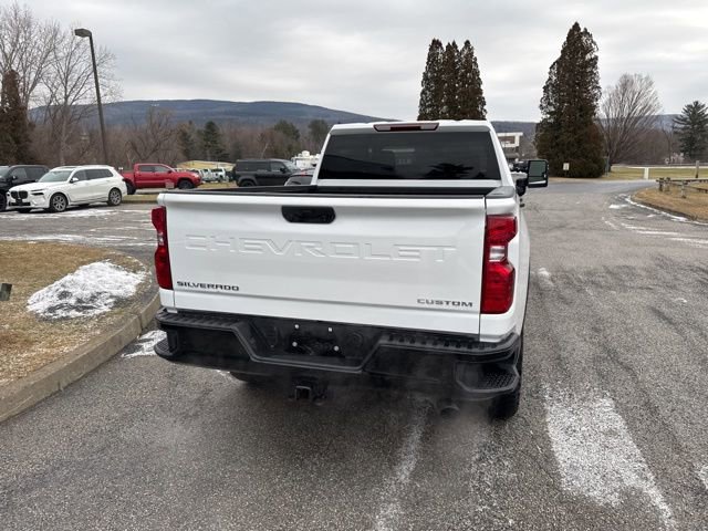 Used 2025 Chevrolet Silverado 2500 Custom w/ Custom Value Package image 16