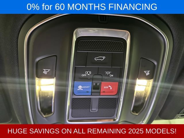 New 2025 Jeep Grand Cherokee Limited image 19