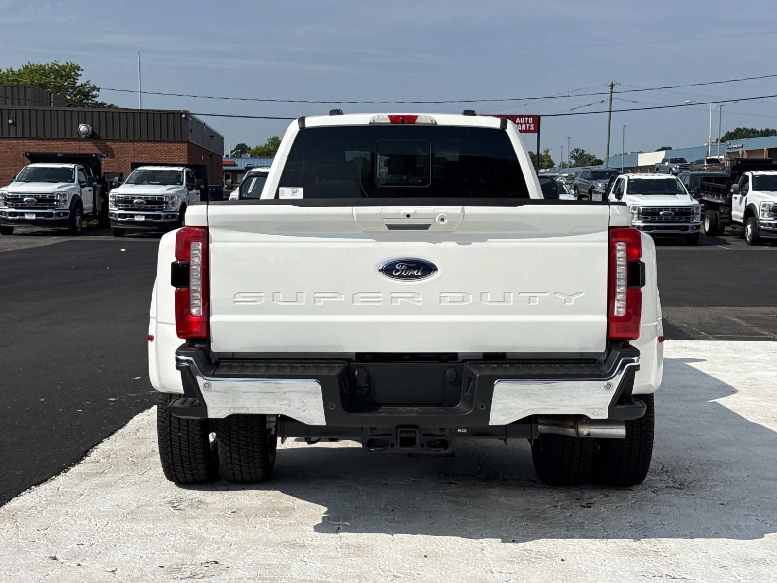 New 2026 Ford F350 Lariat w/ Lariat Ultimate Package AWD/4WD image 4