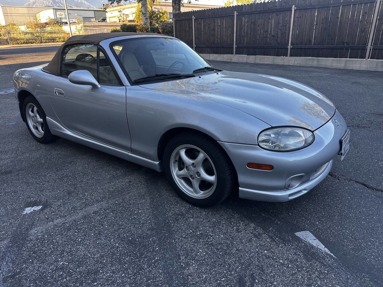 Used 2000 MAZDA MX-5 Miata LS RWD image 8