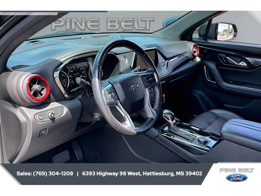 Used 2021 Chevrolet Blazer RS w/ Enhanced Convenience Package FWD image 12