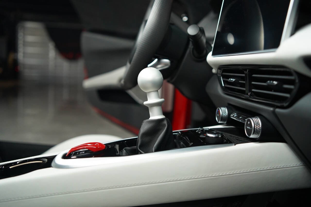 Used 2024 Lotus Emira First Edition image 85
