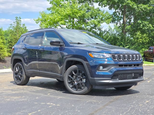 New 2026 Jeep Compass Latitude AWD/4WD image 2