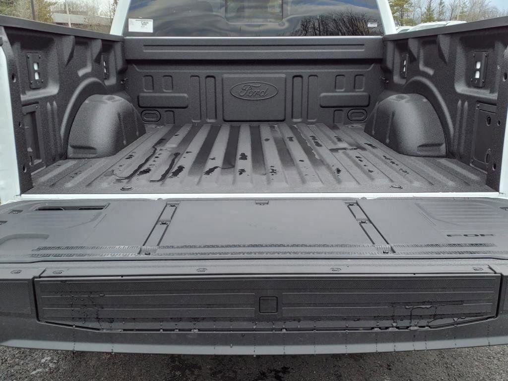 New 2025 Ford F150 XLT w/ Equipment Group 302A MID image 9