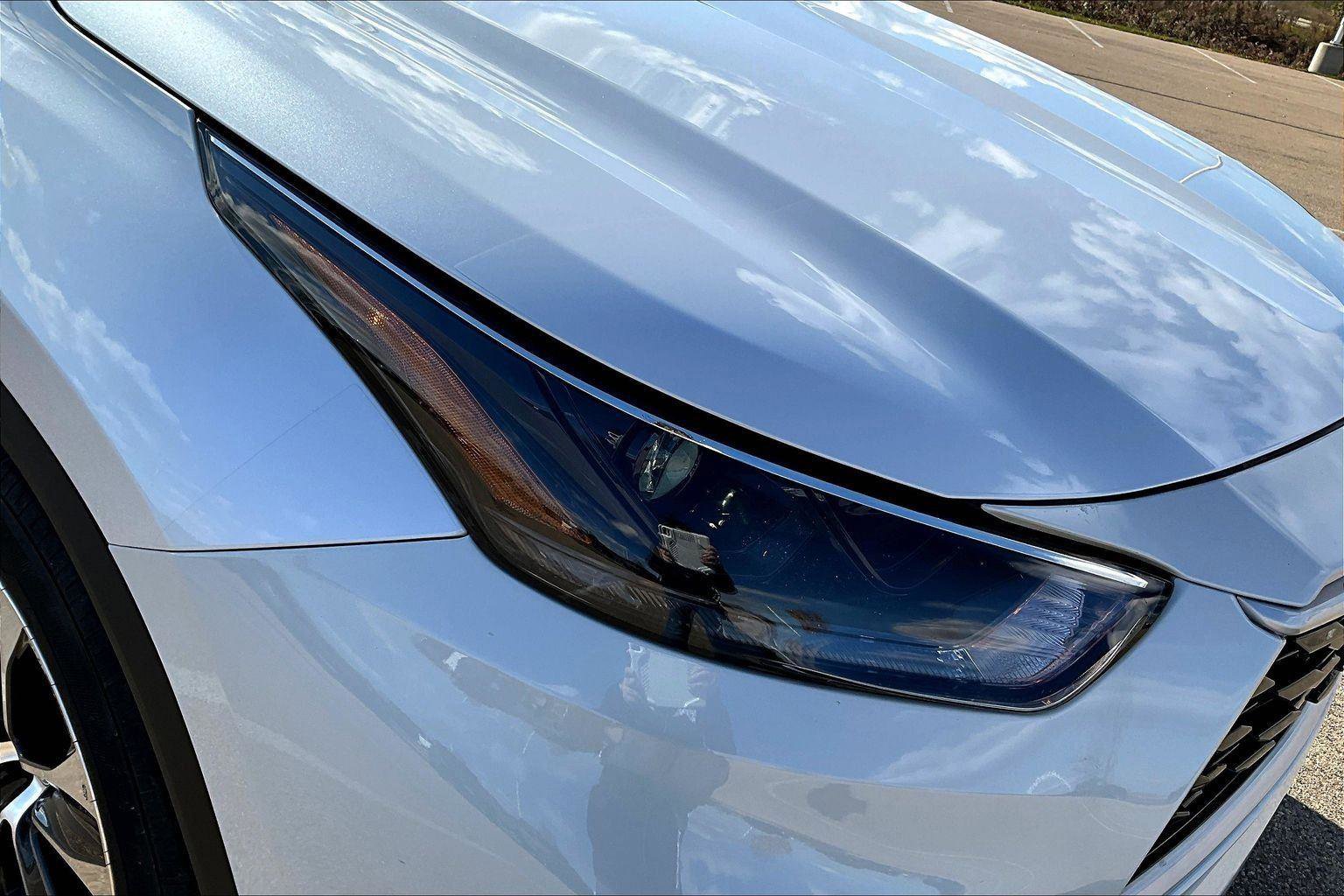 Used 2023 Toyota Highlander XLE image 30