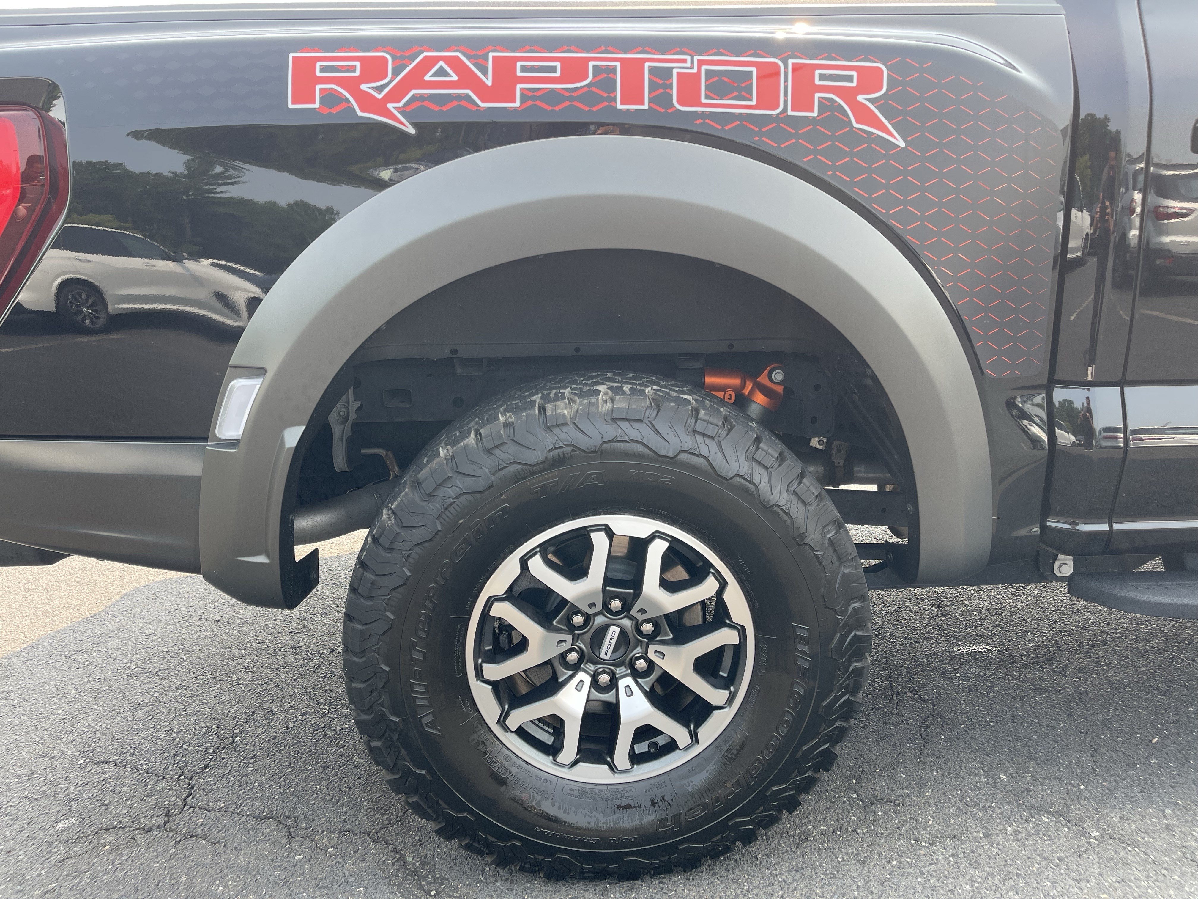 Used 2023 Ford F150 Raptor AWD/4WD image 9