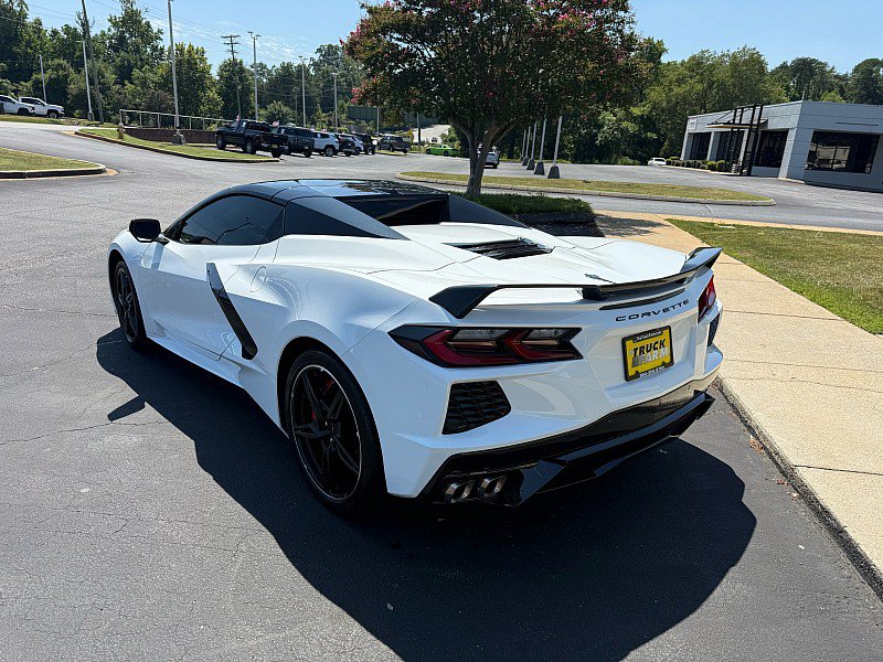 Used 2023 Chevrolet Corvette Convertible w/ 3LT w/ Z51 Performance Package RWD image 3