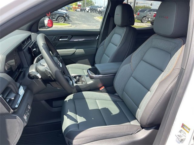 New 2026 GMC Terrain AT4 w/ Convenience Package III image 11