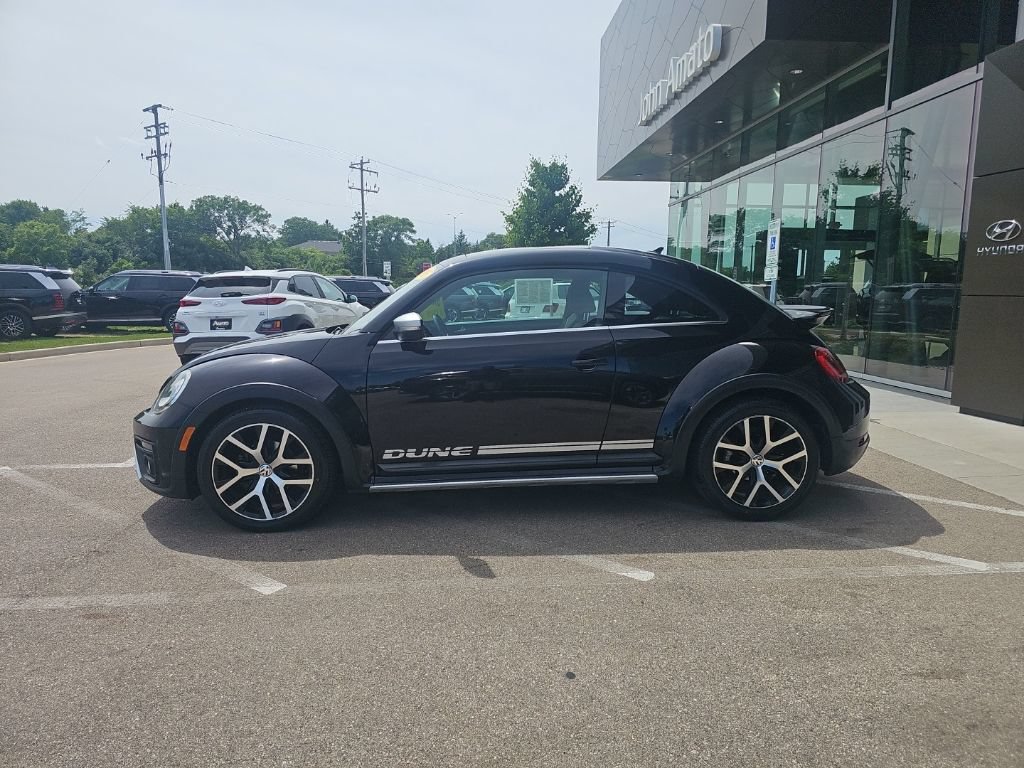 Used 2016 Volkswagen Beetle 1.8T Dune FWD image 2