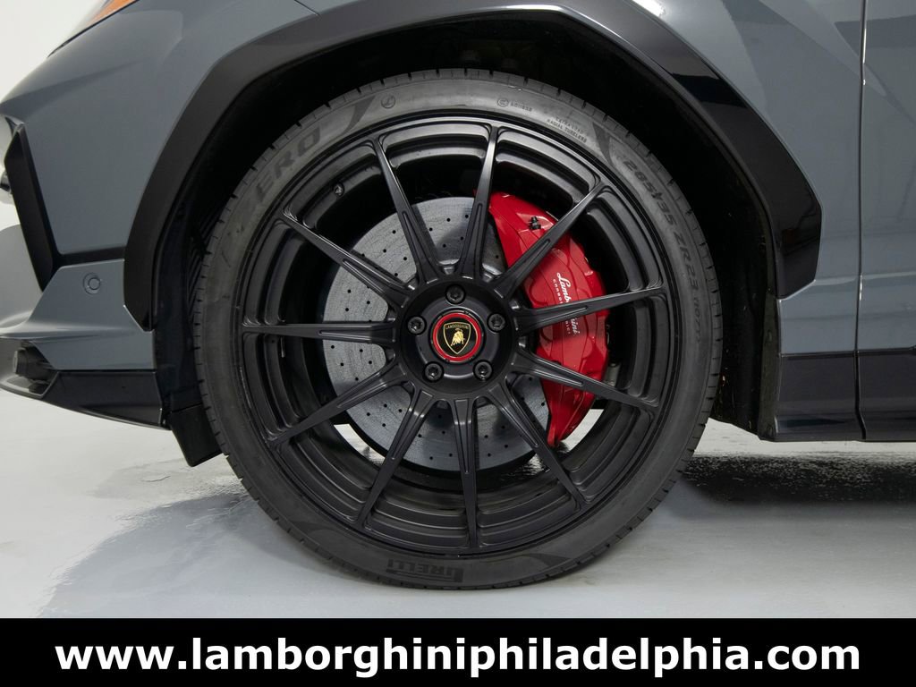Used 2024 Lamborghini Urus S AWD/4WD image 9