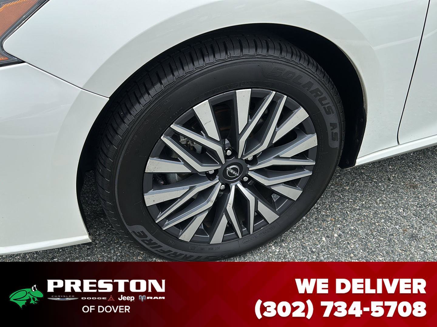 Used 2023 Nissan Altima 2.5 SV image 9